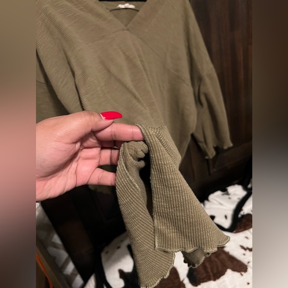 Boutique top - Picture 2 of 5